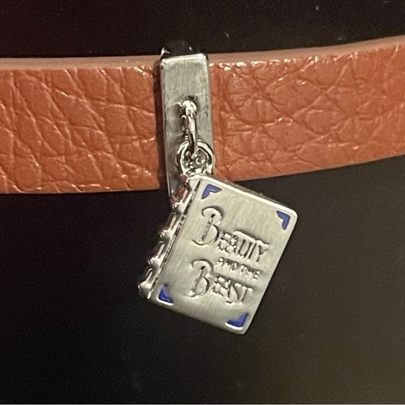 Keep Collective/Disney Beauty & The Beast charm - Picture 1 of 3